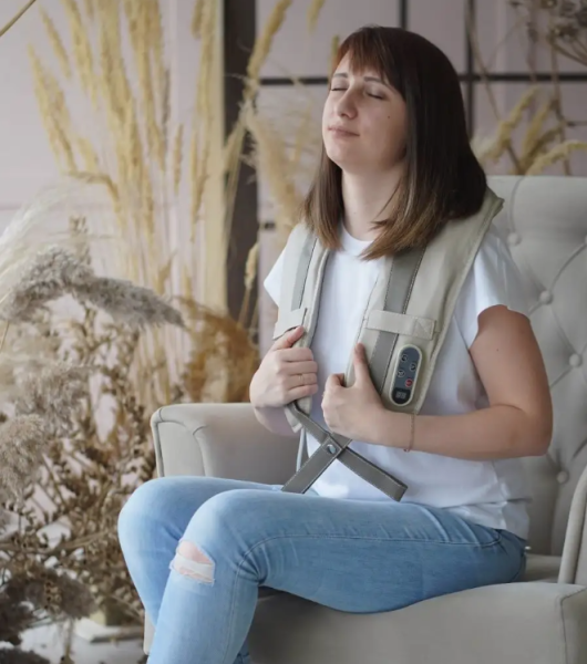 Массажер для шеи и спины инфракрасный Massage Cushion, 10 режимов, подогрев